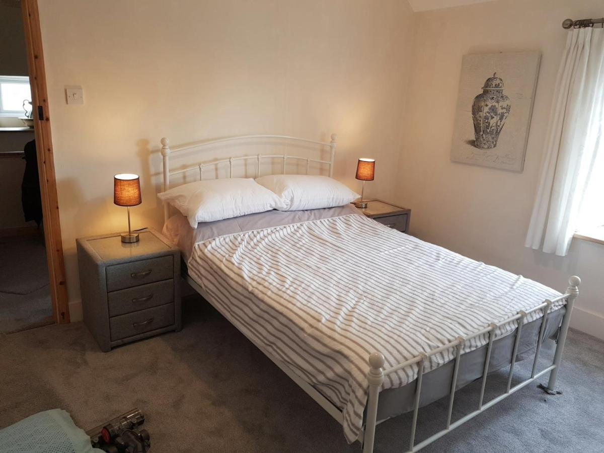 The Old Sun Private Cottage فروم المظهر الخارجي الصورة